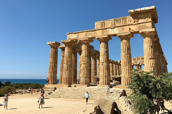 Leave the City Behind Tour with Guide Driver starts from Palermo - Castelvetrano and the EVOO tasting built on Nocellara del Belice