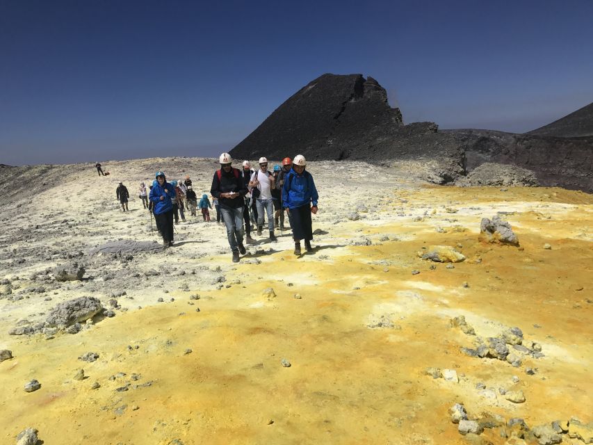 Linguaglossa: Mt Etna Summit Crater Hike with Optional 4x4 - Gear and clothing: what is included, what you should bring