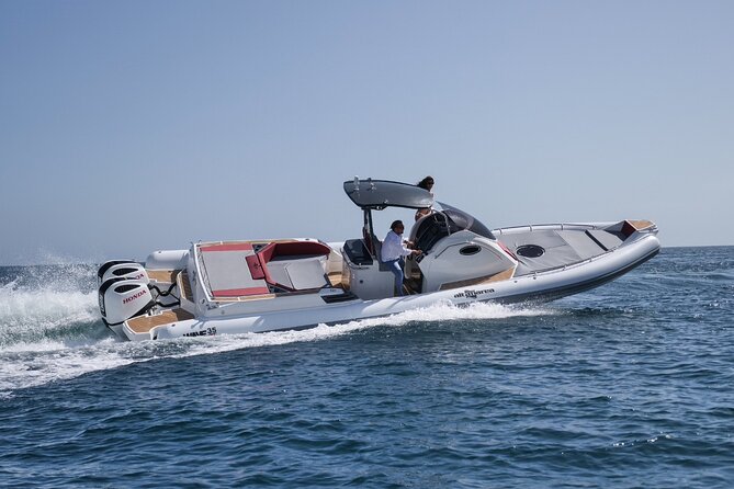 Luxury Boat Private Tour to Favignana and Levanzo in Sicily - Price and logistics, with real-world value math