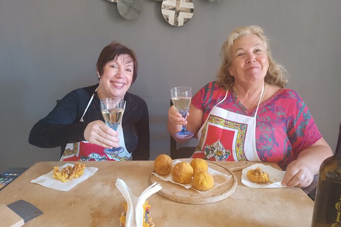 Market Tour with Cooking Class and Lunch with Negropolis View - Lunch With a View: Eating in the Living Room Over the Archaeological Park