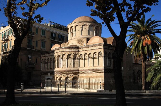 Messina City and Coast Tour - Downtown history: the stele of Archbishop Angelo Paino and Neptune’s fountain