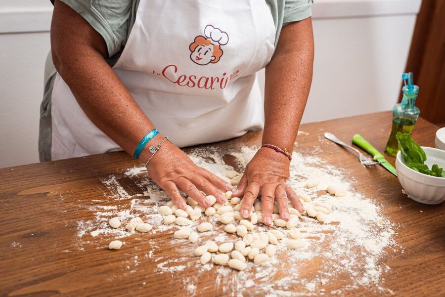 Messina: Pasta & Tiramisu Cooking Class at a Local's Home - Getting Matched With Your Host, Then Warming Up With Aperitivo