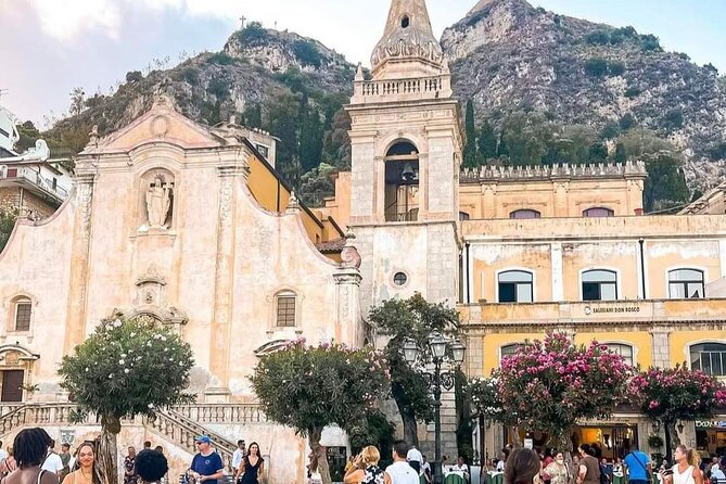 Messina Private excursion Taormina and Castelmola - Getting around smoothly: pickup, walking, and best shoe choice
