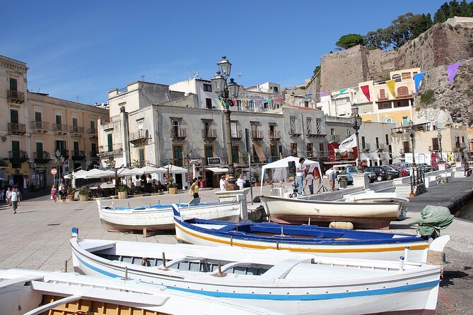 Messina Walking Tour: Explore Top Sights & Hidden Gems - Municipio di Messina: The Civic Center Stop You Might Otherwise Skip