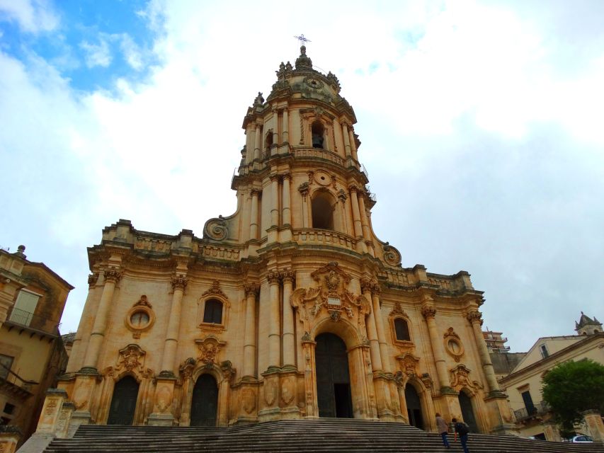 Modica private tour: the chocolate town in Sicily - Cathedral of San Giorgio: the Baroque grand entrance with 254 steps