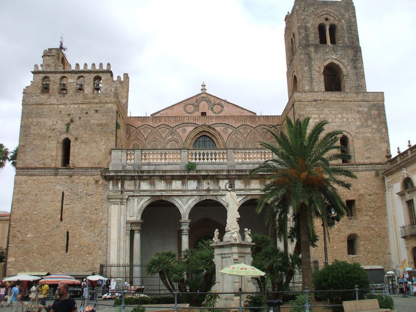 Monreale: Guided tour of Cathedral, Monastery and Mosaics - Meeting point and time planning for a tight 1-hour visit