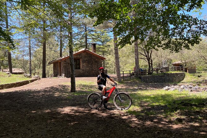 Mount Etna: All around E-bike - The e-bike setup: Enduro comfort, real control, and some adrenaline