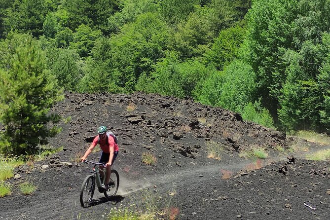 Mount Etna E-bike half-day tour - The 3 hour ride arc, from Milo to the volcanic zone