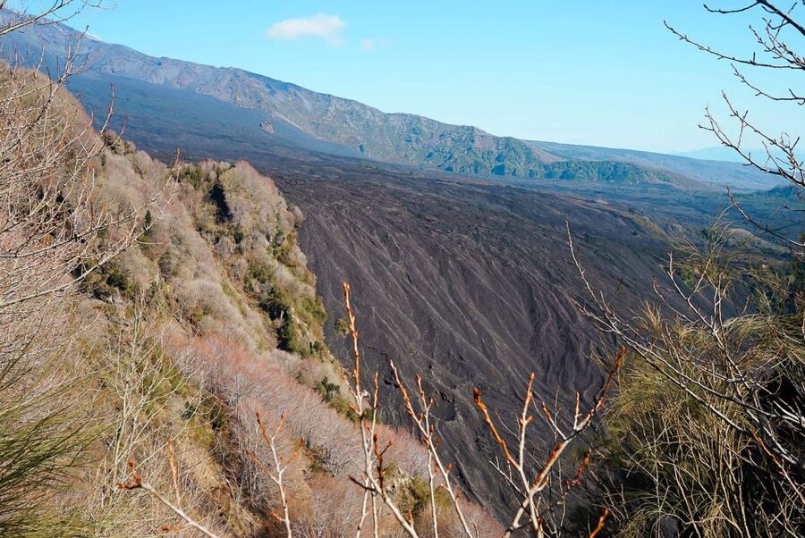 Mount Etna: Half-day Morning Jeep Tour - Guide Fabrizio: the difference-maker on Etna