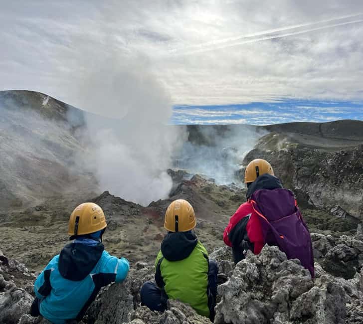 Mount Etna: Hike to the top 3400mt from the North Side - Central Crater rim time: science lessons with vertigo vibes
