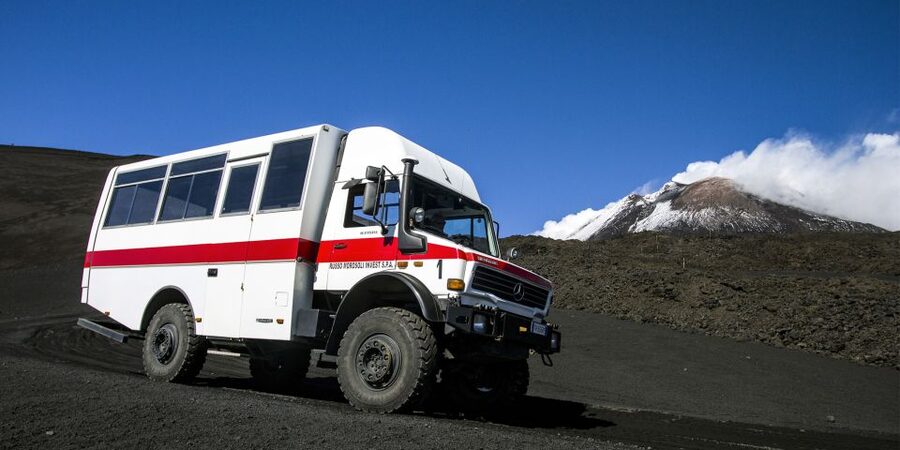 Mount Etna: Roundtrip Cable Car and 4x4 Bus Ticket - Is the 4x4 bus worth it compared to cable car only?