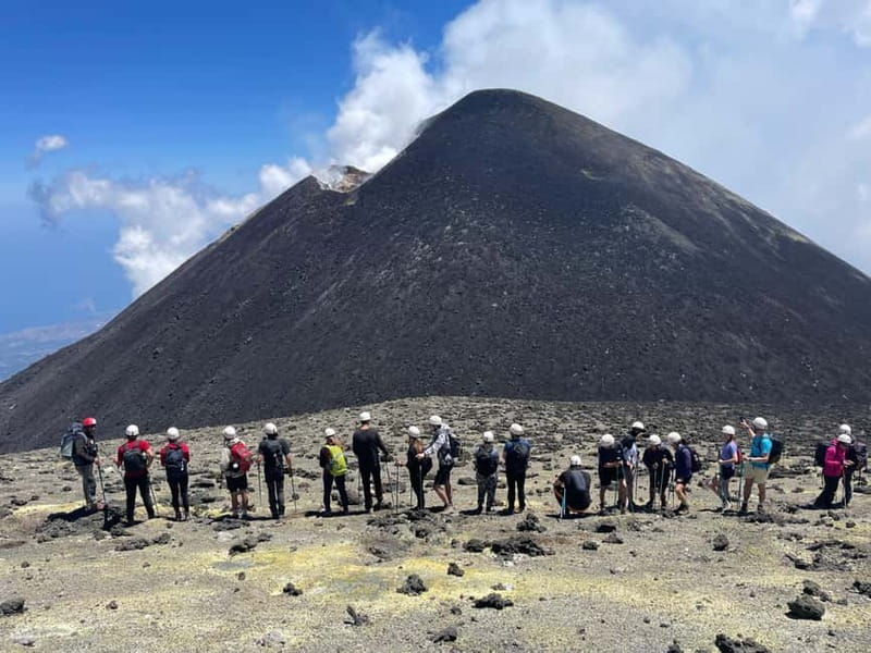Mount Etna: Summit Tour by Jeep and Cable Car - Languages, group size, and why it matters at altitude