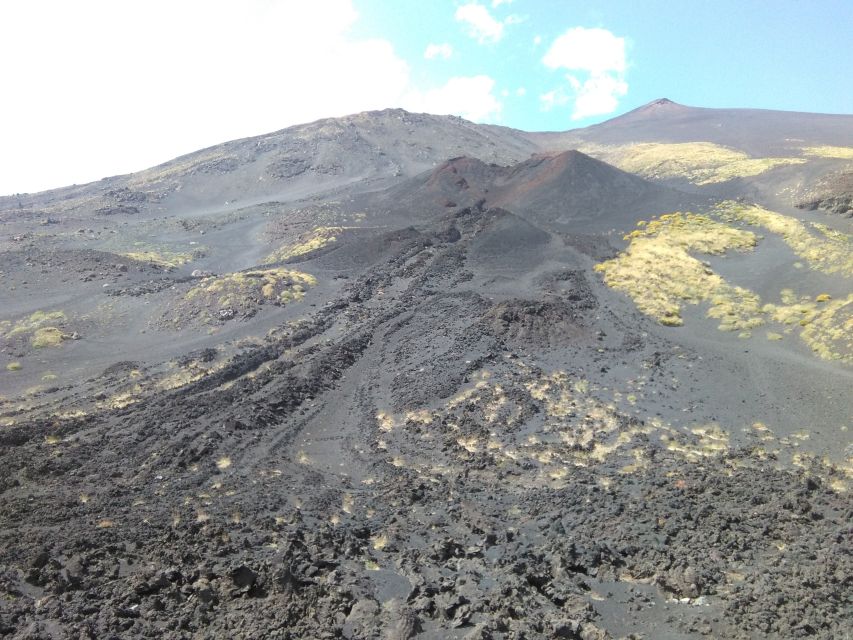 Mt. Etna: Private Tour in 4x4 from Taormina - Pickup options: how to make sure you are where you need to be