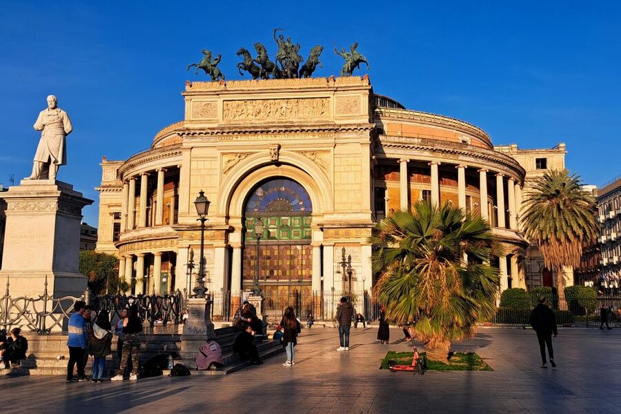 Napoli tour: alla scoperta del centro storico - Sansevero Chapel and the way Naples handles famous art