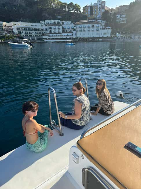 Naxos: Cruise on Isola Bella with swimming, fruit & prosecco - Who this cruise suits best (and who should skip it)