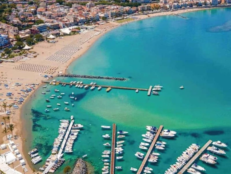 Naxos: Isola Bella, Blue Grotto, & Mazzarò Bay Boat Tour - From Pontile Pizzichella to Taormina: a short trip with big coastline payoff