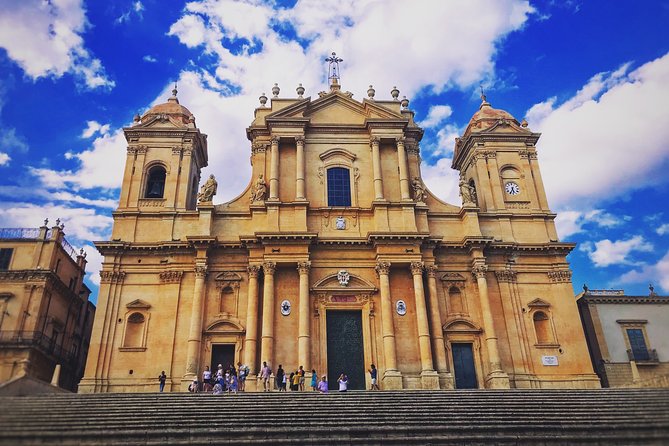 Noto Baroque Masterpieces: small-group tour (max 6 Guests) - Stop 1: Chiesa Santa Chiara and Its Ovale Plan