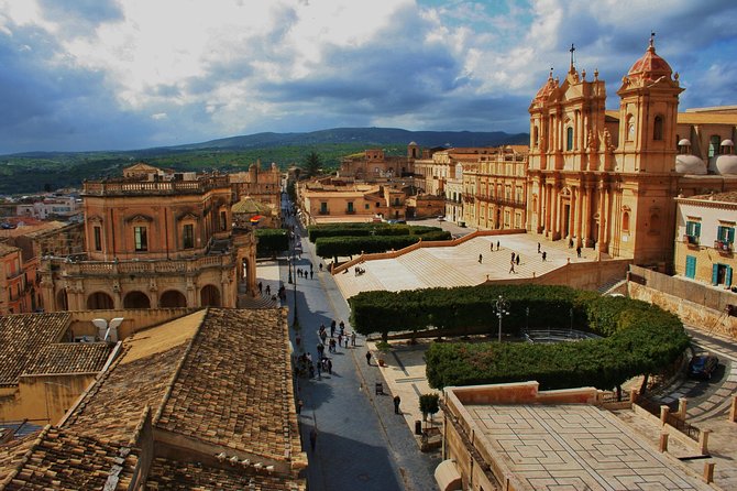 Noto - half day tour (departure from Syracuse) - Getting there and back: private air-conditioned ride from Syracuse
