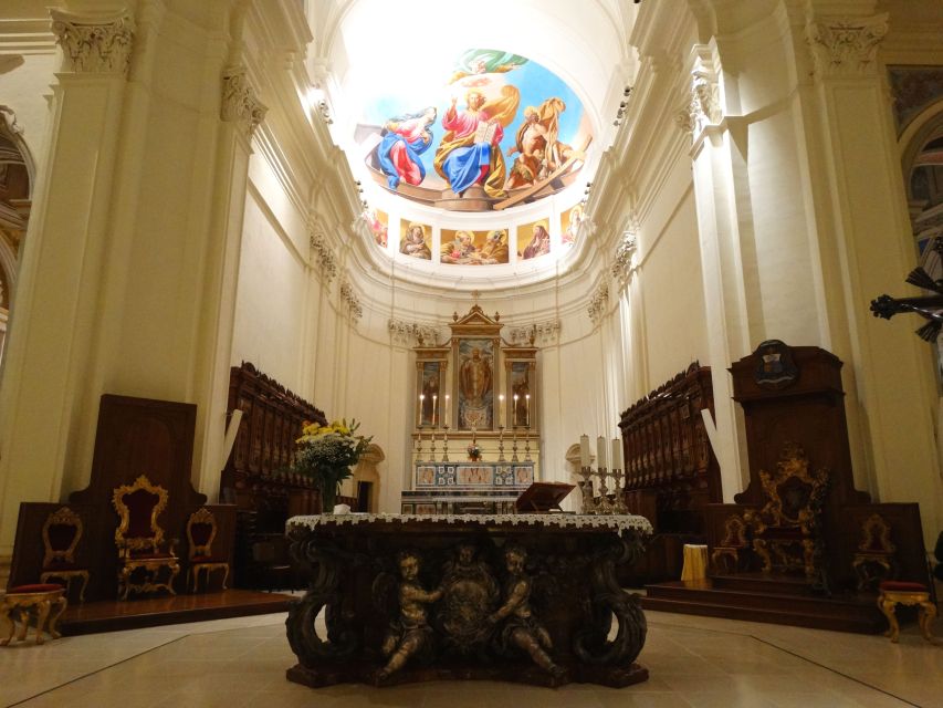 Noto: Sicilian Baroque Architecture Guided Walking Tour - Via Nicolaci, Infiorata street, and Palazzo Nicolaci balconies