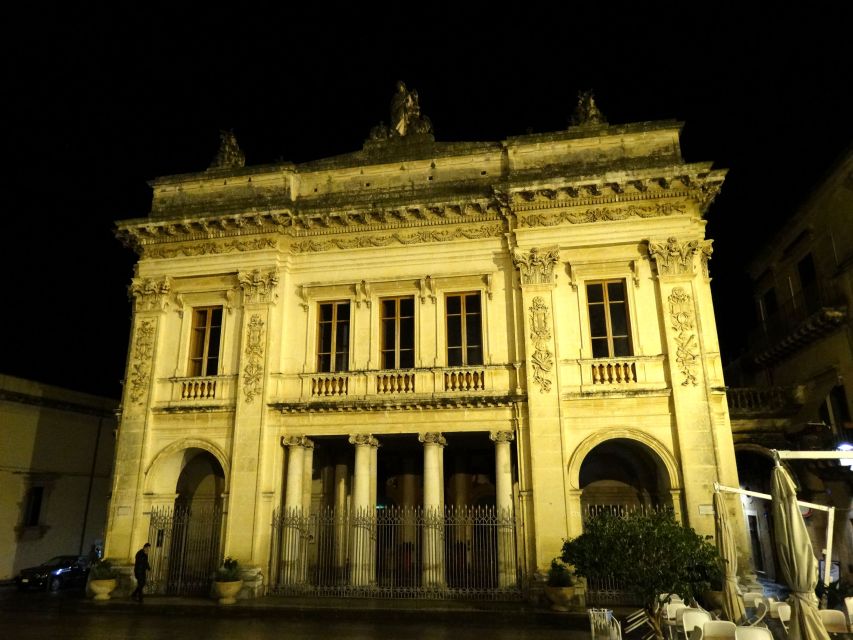 Noto: Sicilian Baroque Architecture Guided Walking Tour - Loggia del Mercato, the Fountain of Hercules, and Tina di Lorenzo