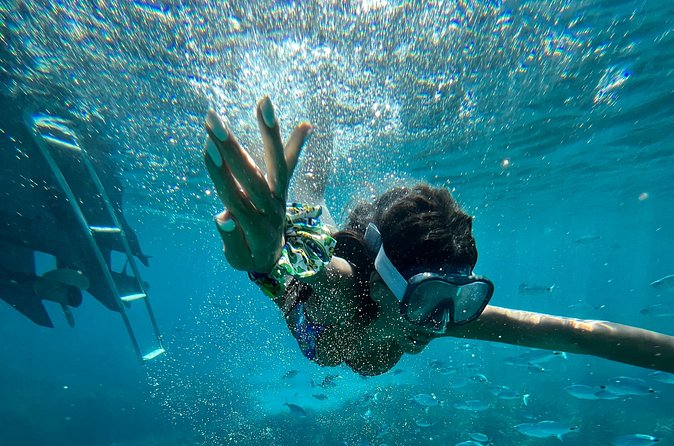 One Day Guided Boat Tour in Trapani with Snorkeling - 1pm to 3pm on Favignana: the lunch window you control