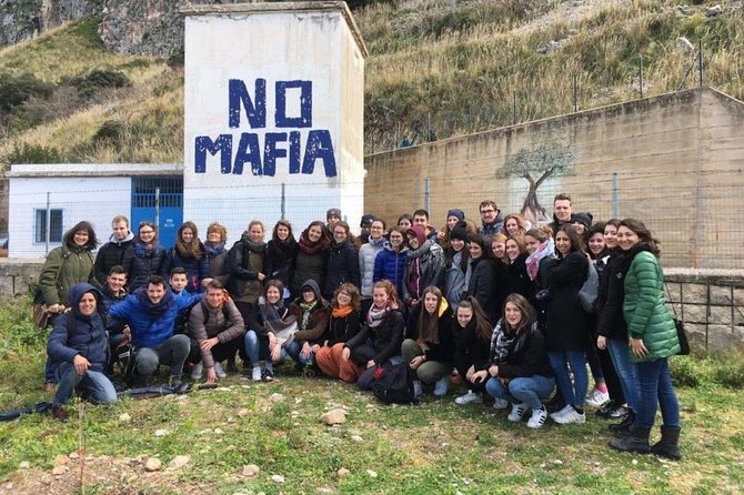 Palermo: Anti-Mafia 3-Hour Walking Tour - Start Point, Pace, and Group Size at Piazza Giuseppe Verdi