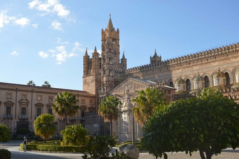 Palermo: Art and Architecture Walking Tour - Guide Quality: Why Names Like Maria, Diana, Roberta, and Francesca Matter