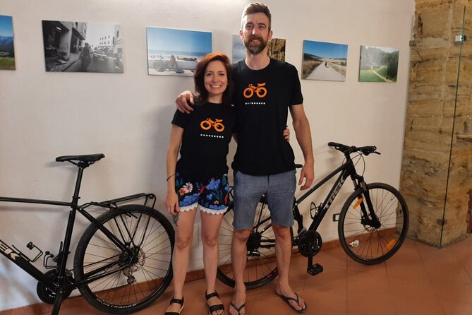 Palermo Bike Rental - Picking Up Your Bike at Via Divisi in the Historic Centre