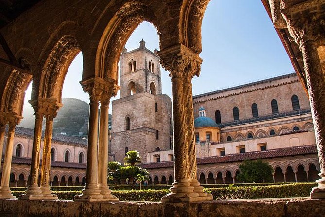 Palermo Catacombs and Monreale Half-day Tour - Catacombe dei Cappuccini: mummies, Rosalia, and what to expect