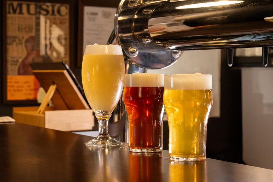 Palermo: Craft beer tasting with food samples at High Hops - Music, Atmosphere, and Why Small Groups Are a Big Deal