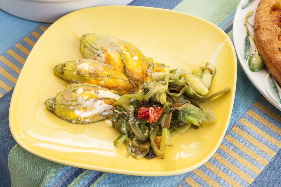 Palermo: Dining Experience at a Local's Home - The 3-hour flow, from ring the doorbell to coffee