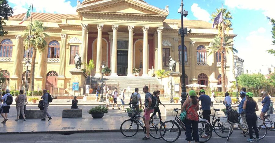 Palermo: Historic Center Guided Bike Tour with Food Tasting - Meeting Point, Timing, and How to Start Smoothly