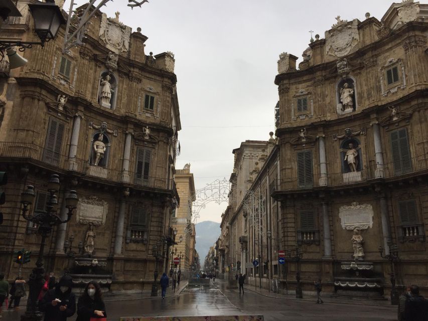 Palermo: Markets and Monuments City Center Walking Tour - Quattro Canti and the Edge of the Historic Center