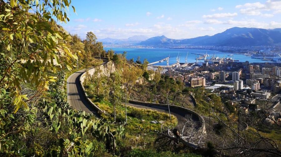 Palermo: Panoramic Mount Pellegrino Tour in CruiserCar - On the Way: A Scenic Drive With a Photo Stop and Aperitif