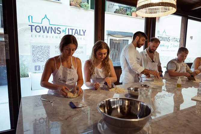 Palermo's Delight: Unleash the Secrets of Pizza and Gelato Making - Where You Start on Via Volturno and How the 3-Hour Flow Works