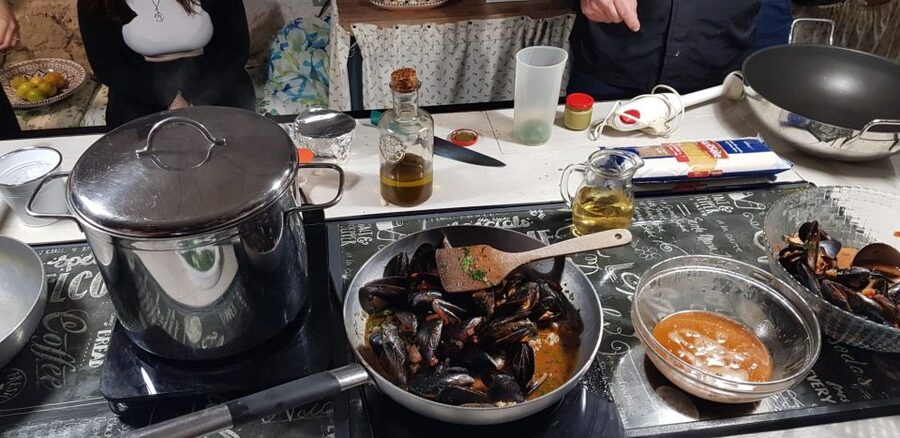 Palermo: Sicilian Cuisine Social Cooking Class & Dinner - Who should book this Palermo cooking class dinner