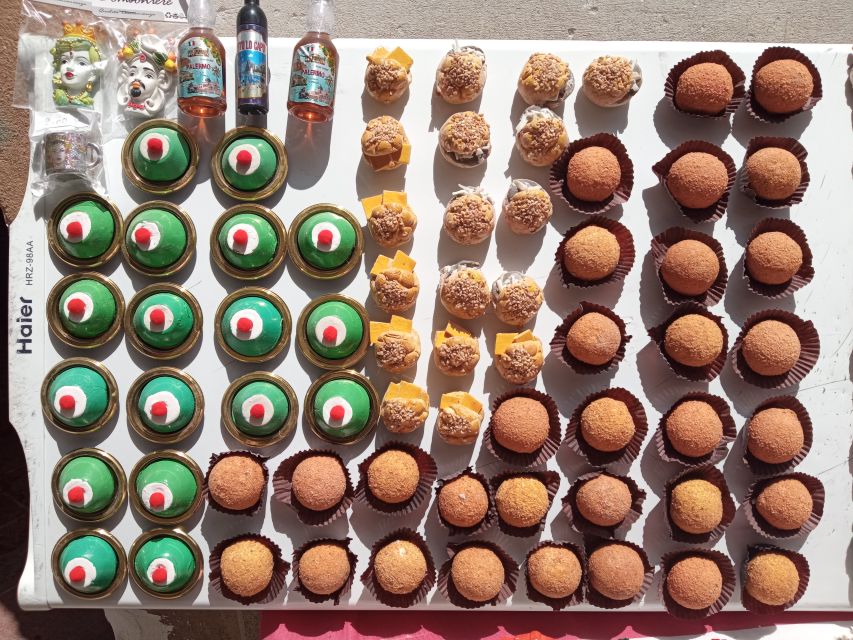 Palermo: Street Food Tour in Ballarò and Vucciria Markets - Ballarò and Vucciria: Why these markets are worth your time
