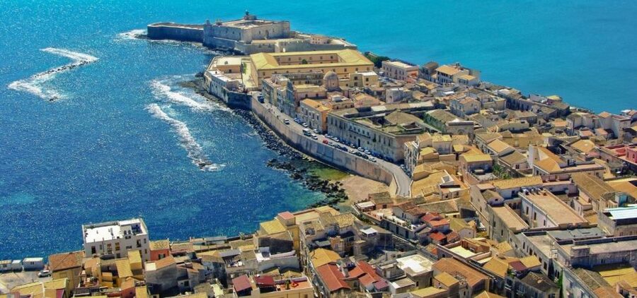 Palermo to Siracusa: stop al Valley of Temples & Roman Villa - The drive through interior Sicily and a rustic lunch stop