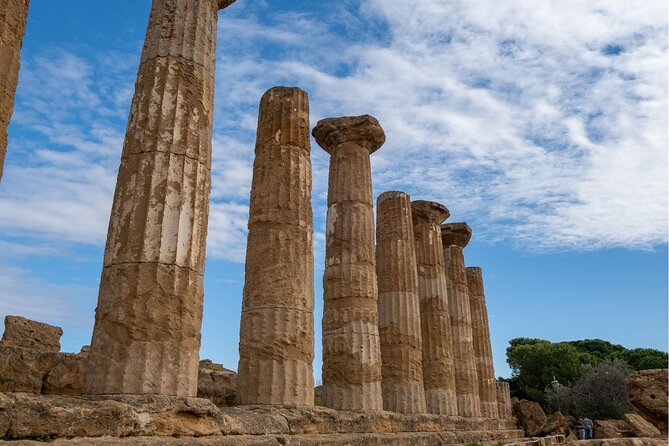 Palermo to Siracusa: stop at Valley of Temples & Roman Villa - The Road to Taormina and the Finish Near Siracusa