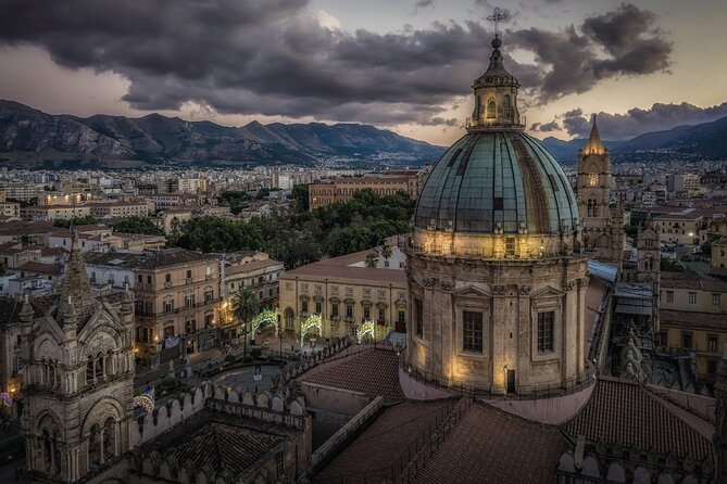Palermo Walking Tour with Audio and Written Guide by a Local - A phone-powered walk with real structure