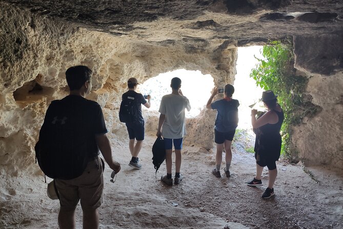 Pantalica Nature Reserve Walking Tour - How an English Guide Improves the Necropolis Visit