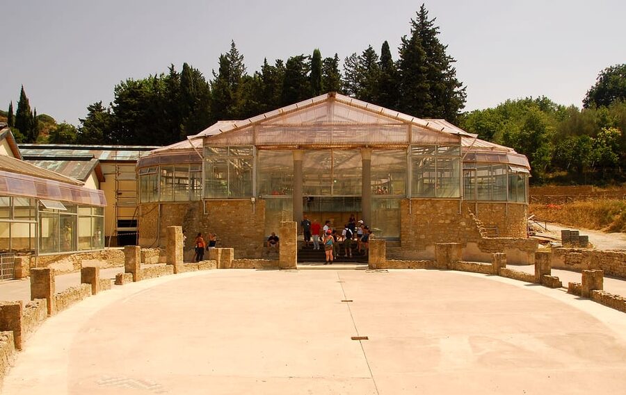 Piazza Armerina: Private Villa Romana del Casale Guided Tour - Villa Romana del Casale: Why This Place Still Feels Fresh