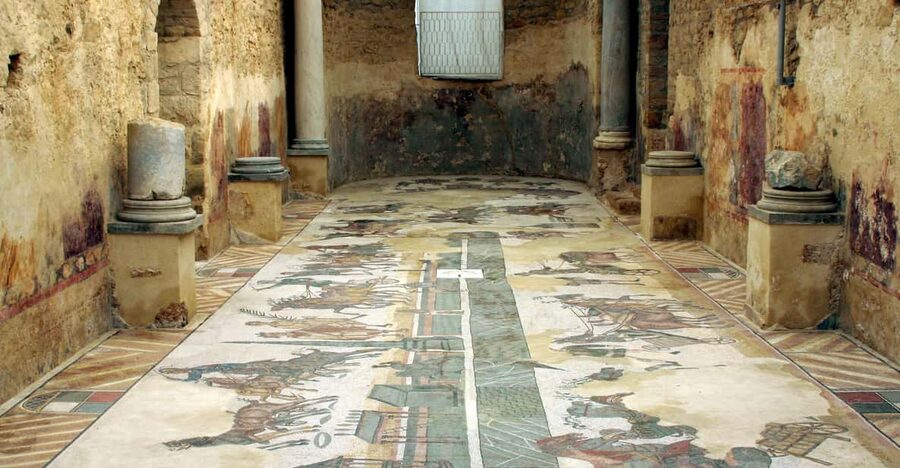 Piazza Armerina: Private Villa Romana del Casale Guided Tour - Mosaics That Tell Stories, Not Just Decor