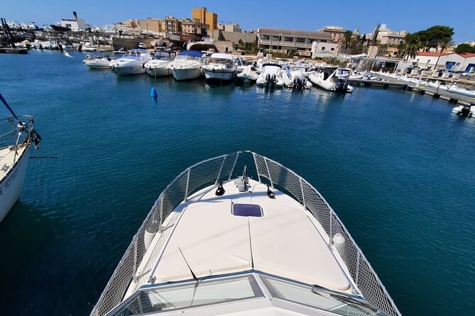 Private Boat Excursion Taormina - Giardini Naxos With Lunch - Group Size and Vibe: Why the Boat Feels Relaxing