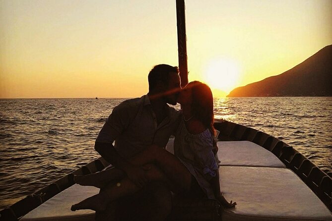 Private Boat Tour at Sunset to the Faraglioni of Lipari - Your 2-hour sunset rhythm, from meeting to mellow cruising