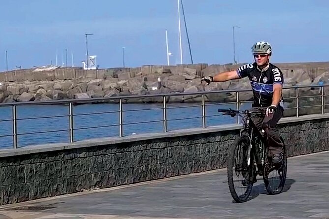 PRIVATE - Catania and Aci Trezza Bike trip - Aci Castello by bike: Norman Castle views from the coast