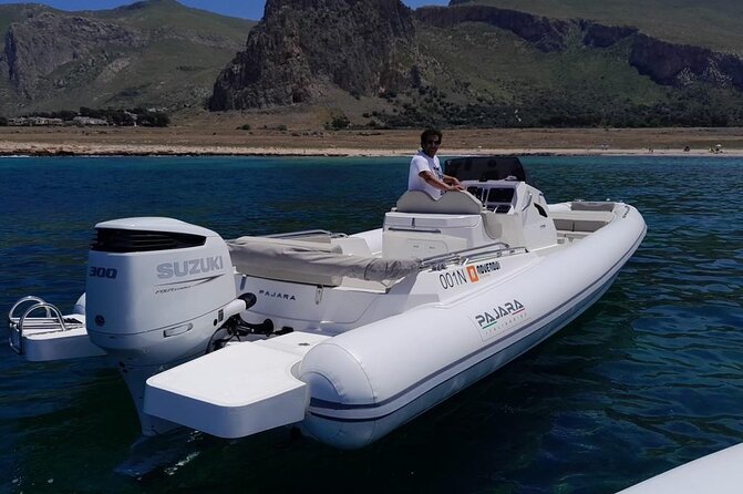 Private dinghy tour in San Vito lo Capo - The 10:00 am start and the San Vito meeting point that make it easy