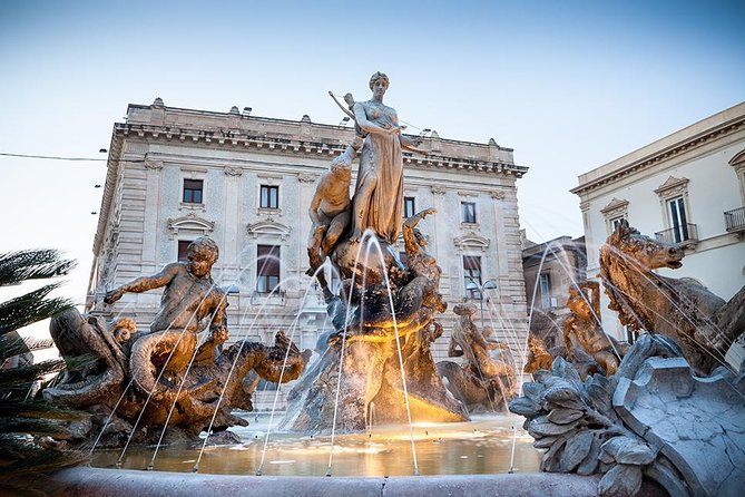 Private Syracuse Tour & light lunch in food market - Price and value: is $270.89 per person fair?