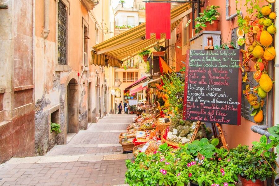 Private Taormina Top City Sights Walking Tour - Porta Messina under the big arch: getting oriented fast