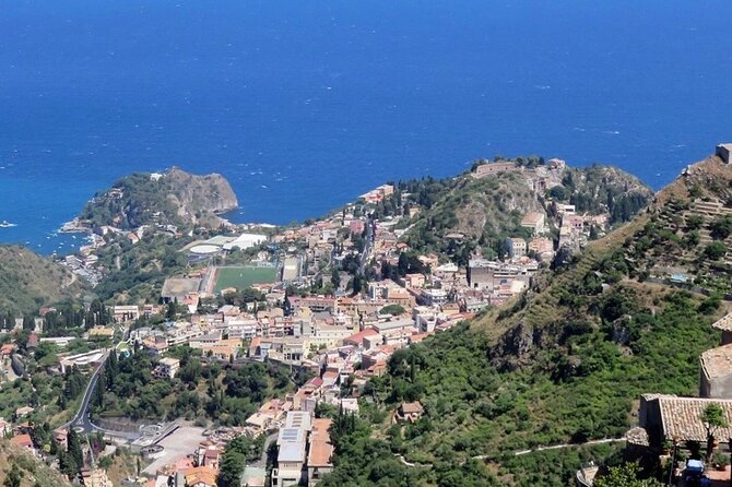 Private Tour Castelmola, Taormina and Messina. Departure from Messina - A half-day route that actually feels like a plan